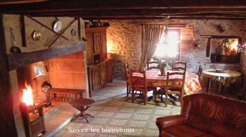 Le Fidele Bed & Breakfast Saint-Chamant Exterior photo