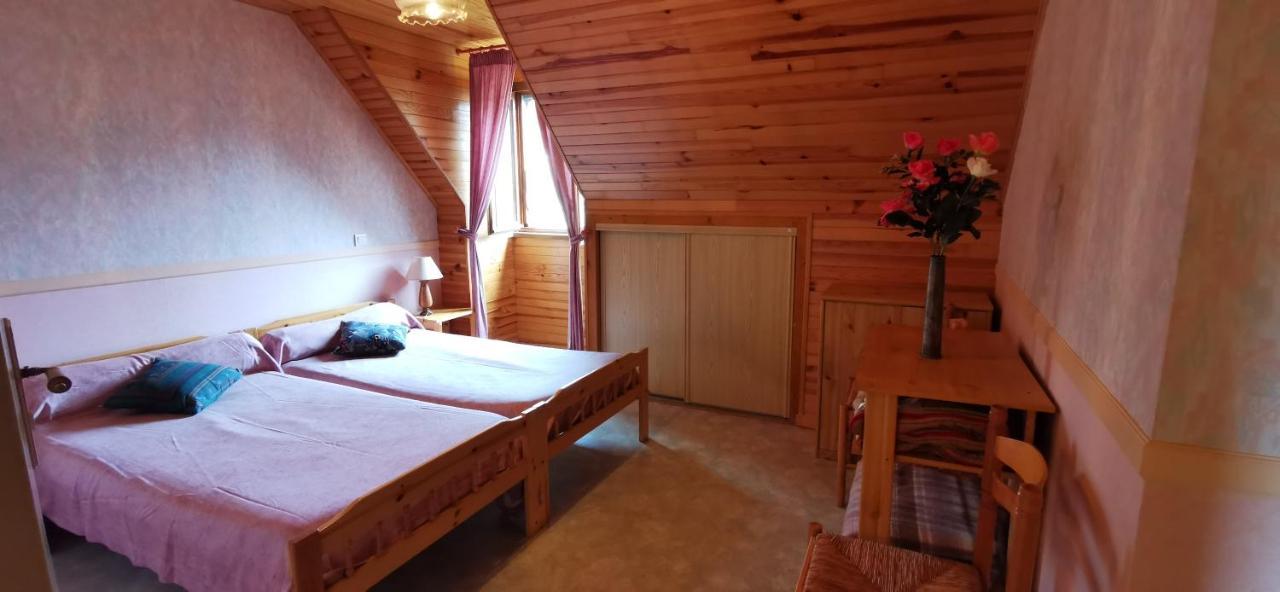 Le Fidele Bed & Breakfast Saint-Chamant Exterior photo